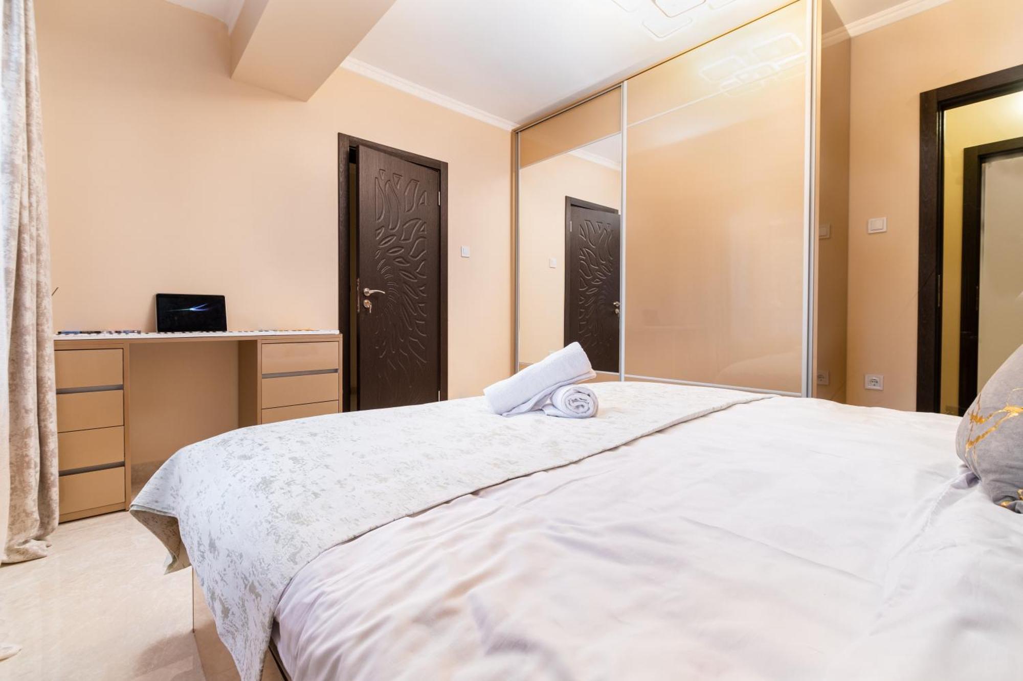 Modern & Elegant City Center Apartments Plovdiv Bagian luar foto